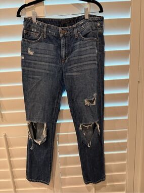 Distressed women’s Joes jeans- size 27